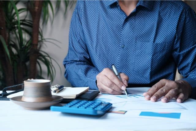 Learn about new rules regarding CRE sales tax in Florida and their impact on your business