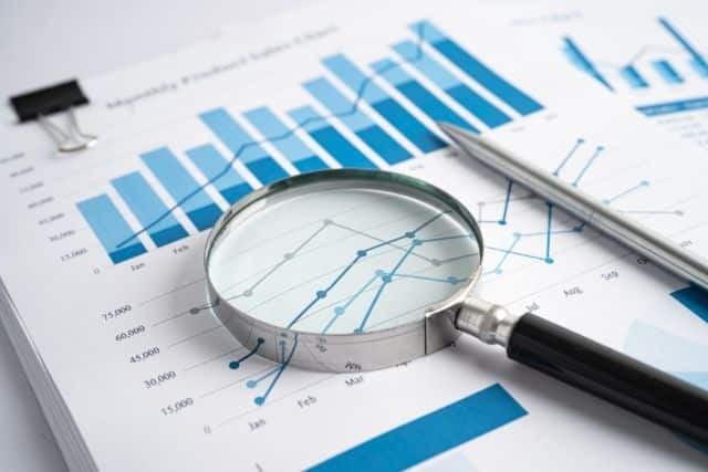 Discover the benefits and drawbacks of CAP rates in determining commercial property values