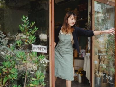 Should You Invest in Pre-Leased Commercial Properties?